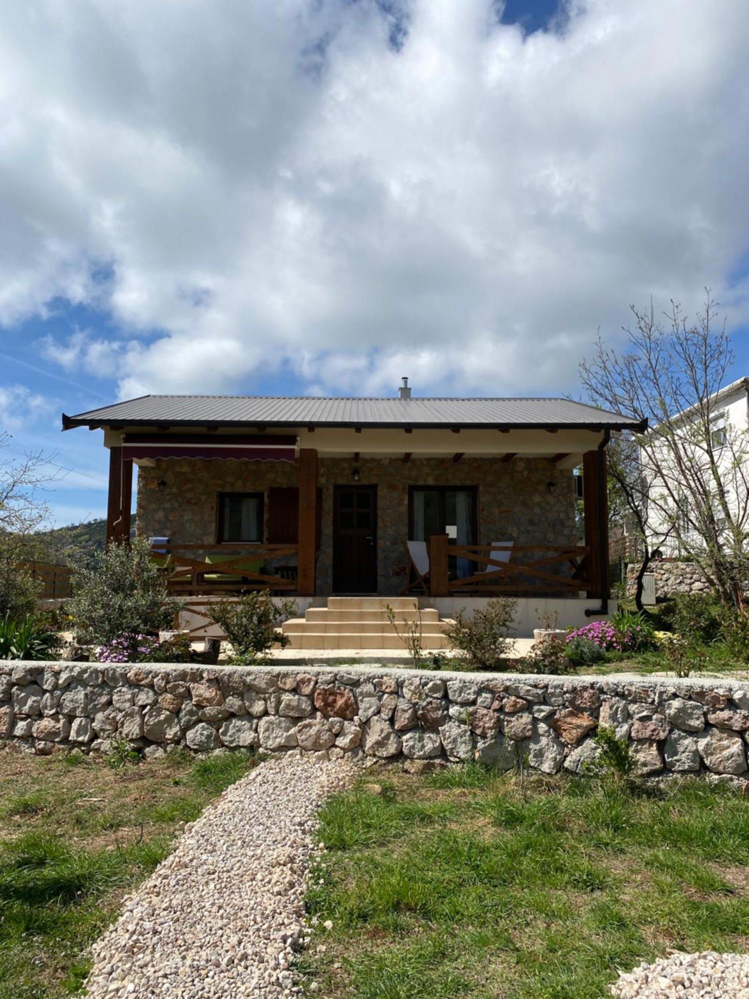 Guest House Mare Bar Exterior photo